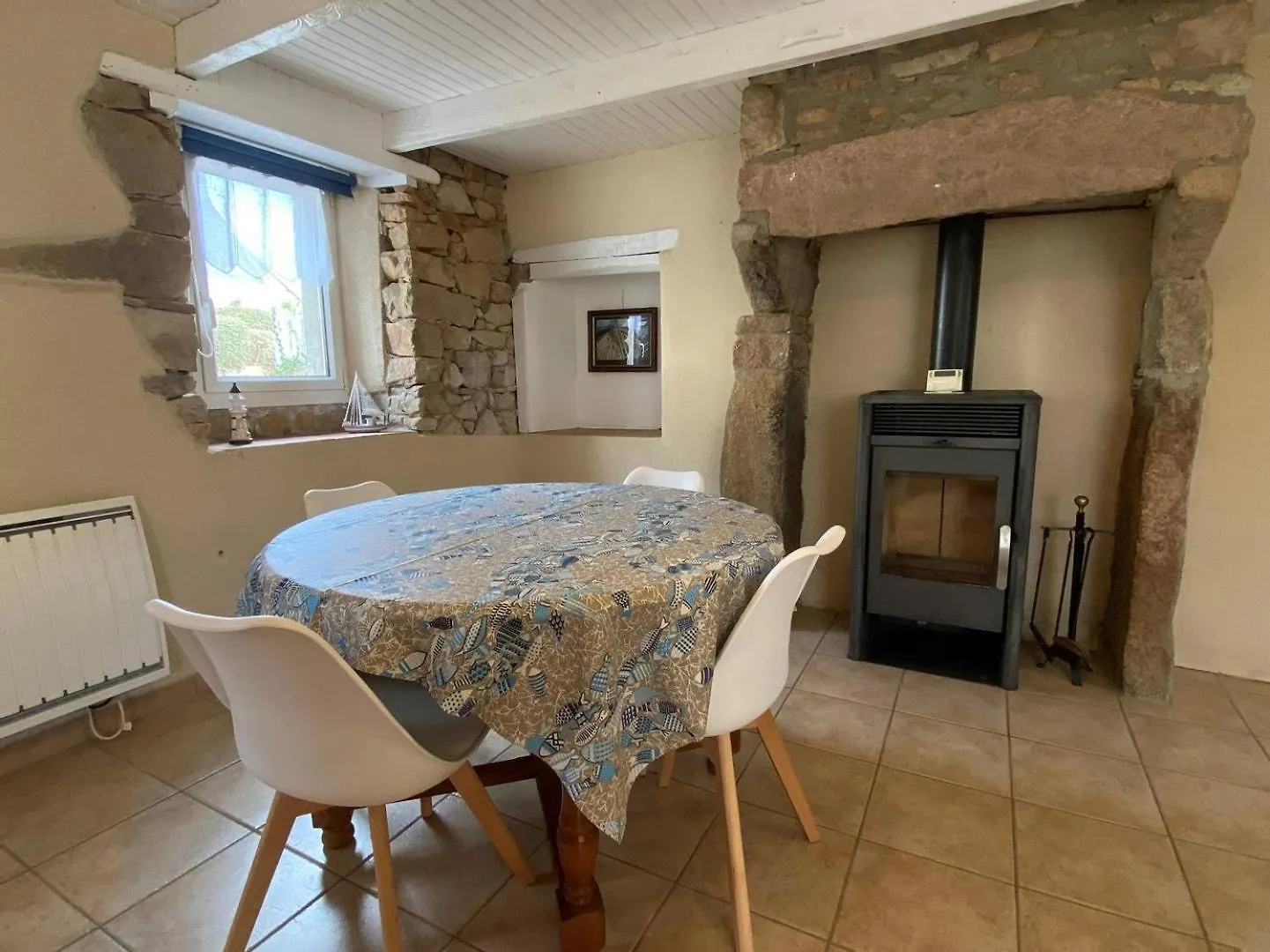 Maison De Pecheur Avec Terrasse A 450M De La Plage A Tregastel - Ref 184 Villa
